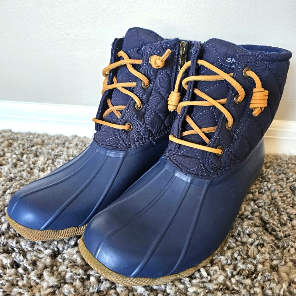 Sperry Saltwater Quilted Outdoor Duck Boots Size 7.5 Blue Hiking Camping - Picture 2 of 9